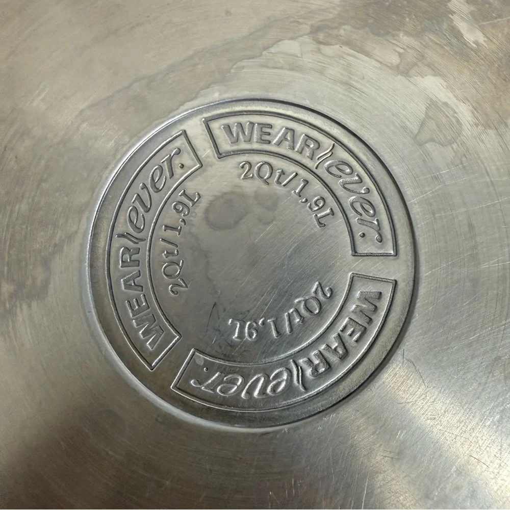 WearEver Stainless Steel 2 Qt Saucepan with‎ Double Pour Spouts & Strainer Lid